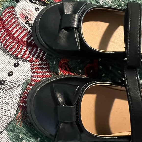 Classy and Cute Dress Shoes - Picture 2 of 5